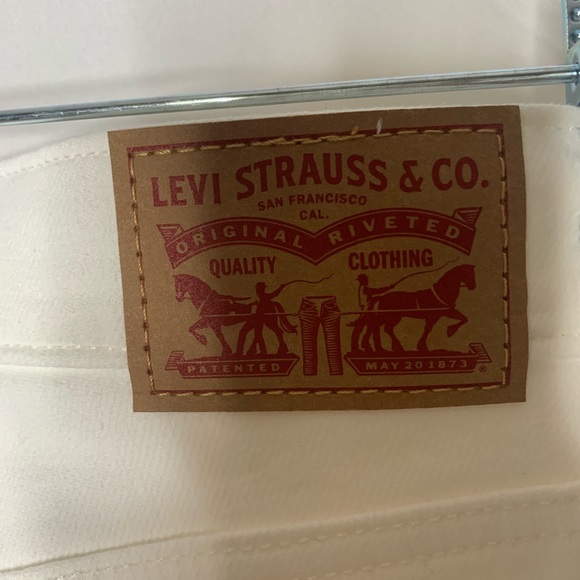 LEVI'S CLASSIC WIDE LEG CROPPED JEANS - Picture 5 of 10